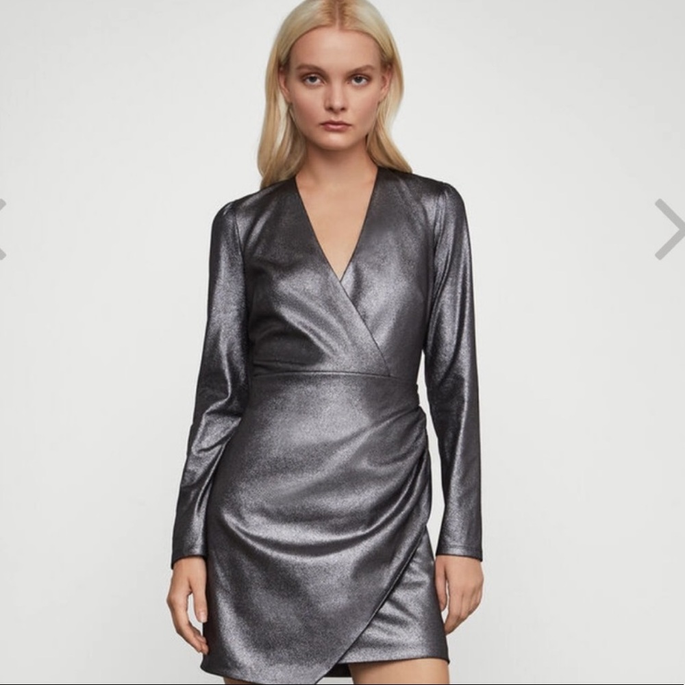 BCBGMAXAZRIA Silver Metallic Faux Wrap Mini Dress size 6 New Year's Eve dress